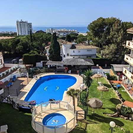 Crown With Sea View Apartment *